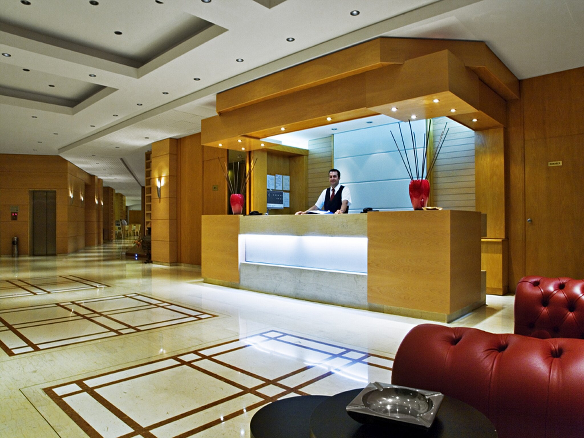 Фото Athineon Hotel