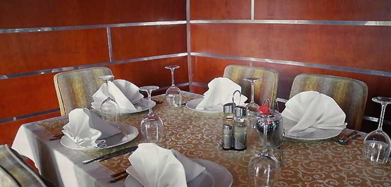 Фото Hotel Ambasador