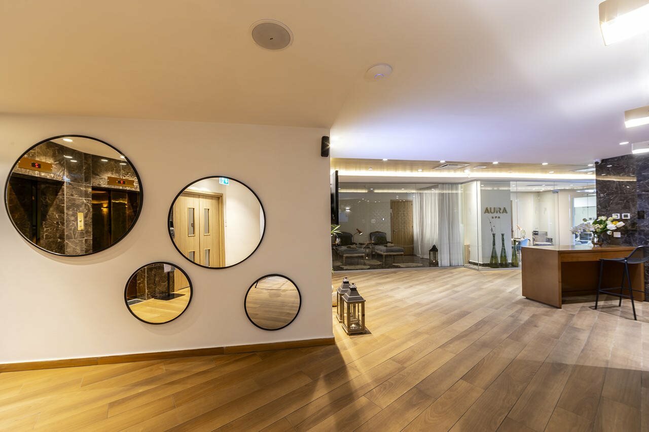 Фото Crystal Springs Beach Hotel