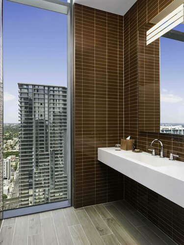 Гостиница East Miami в Майами