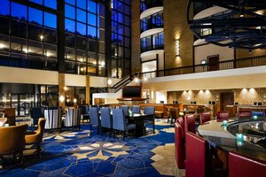 Гостиница Sheraton Pittsburgh Hotel at Station Square