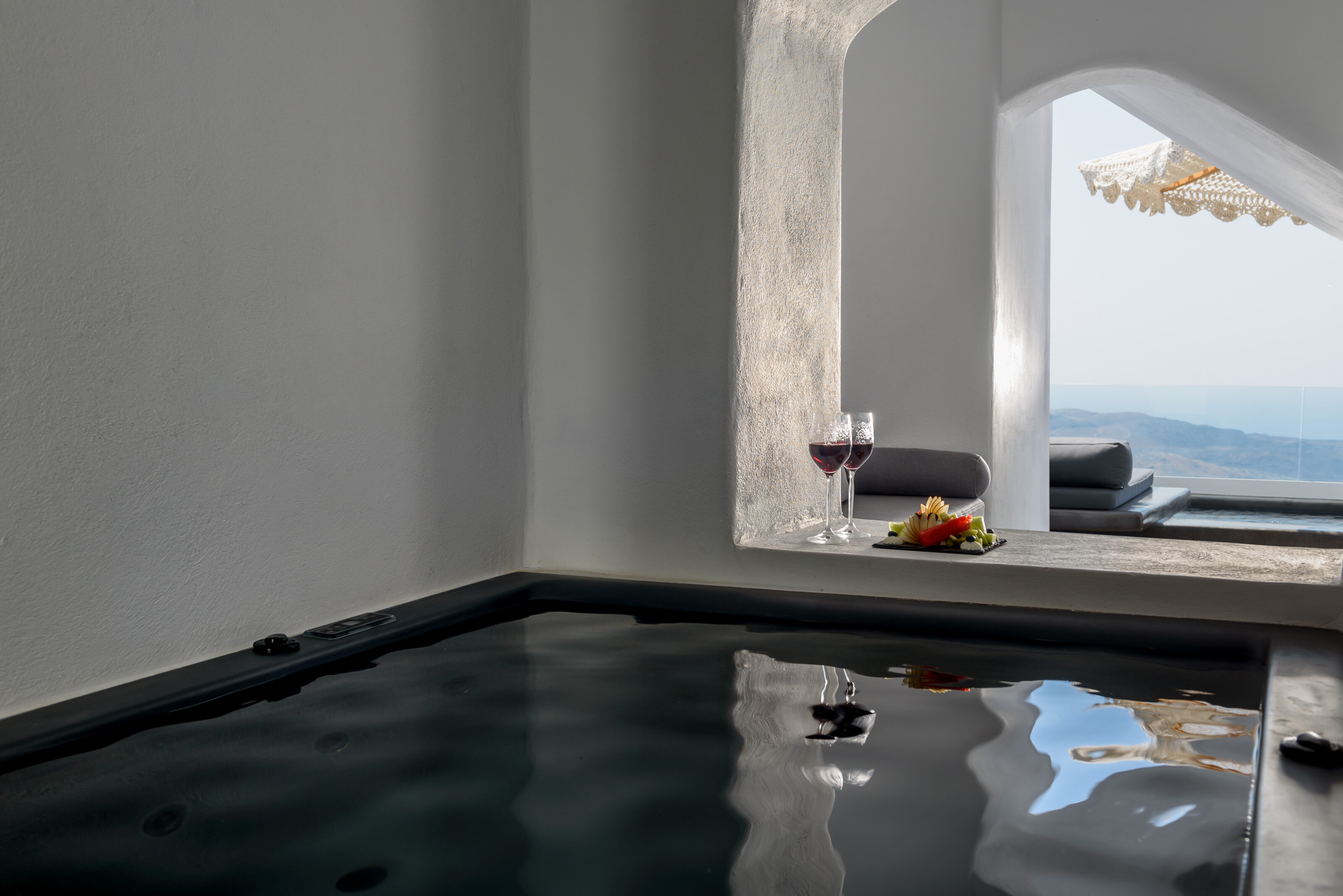 Фото Nefeles Luxury Suites