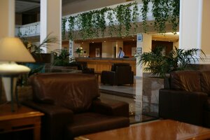 Avanti (Paphos District), hotel