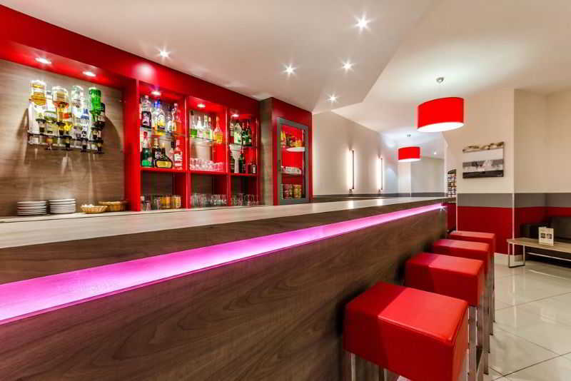 Фото Hôtel Saint Louis De France