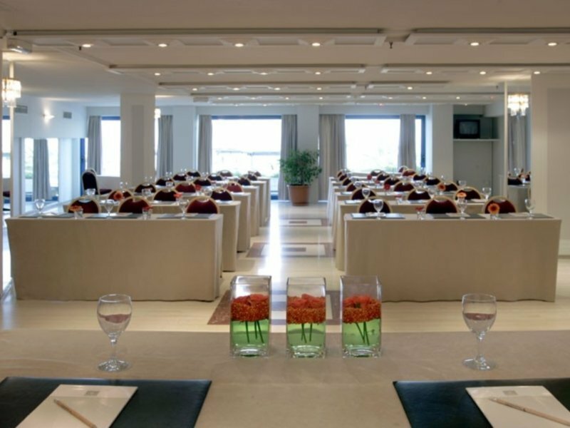 Фото Poseidon Athens Hotel