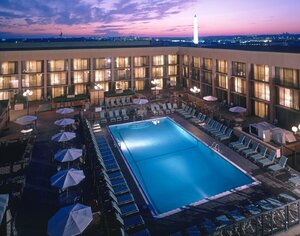 Гостиница Отель Hilton Washington Dc National Mall The Wharf в Вашингтоне