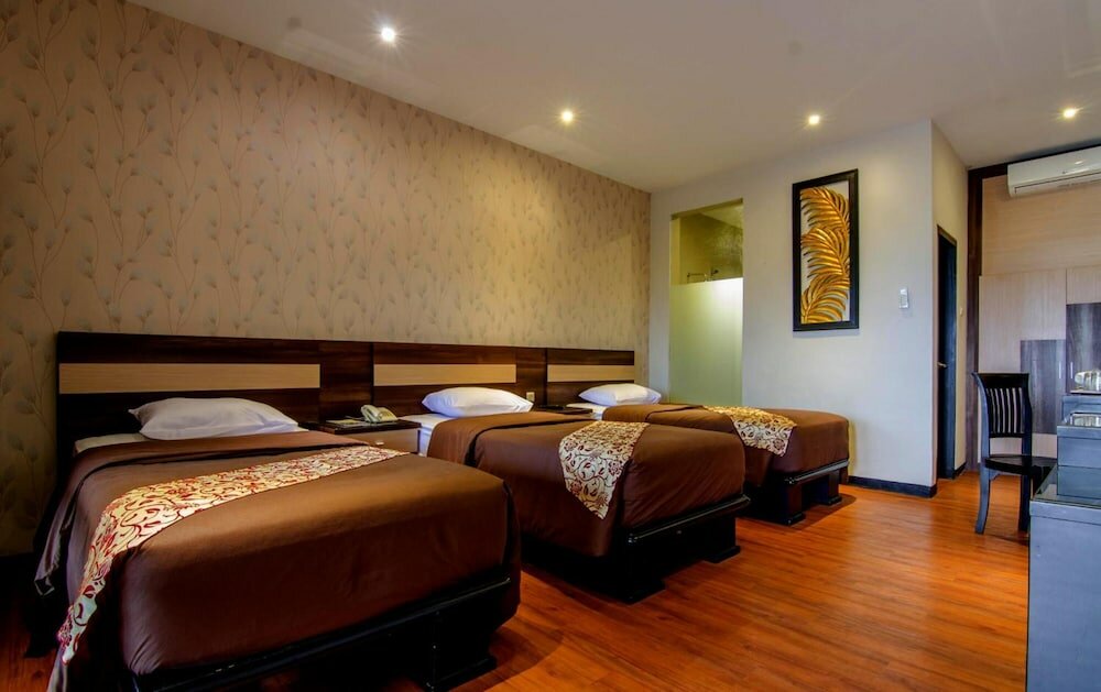 Фото Kusuma Agrowisata Resort & Convention Hotel