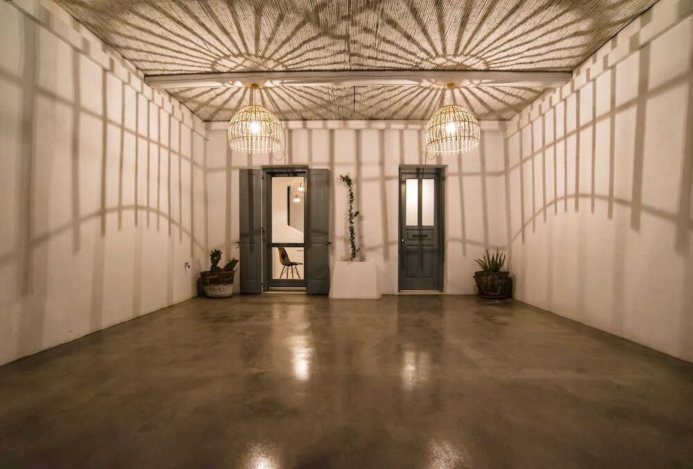 Фото Lagadi Suites by K&k