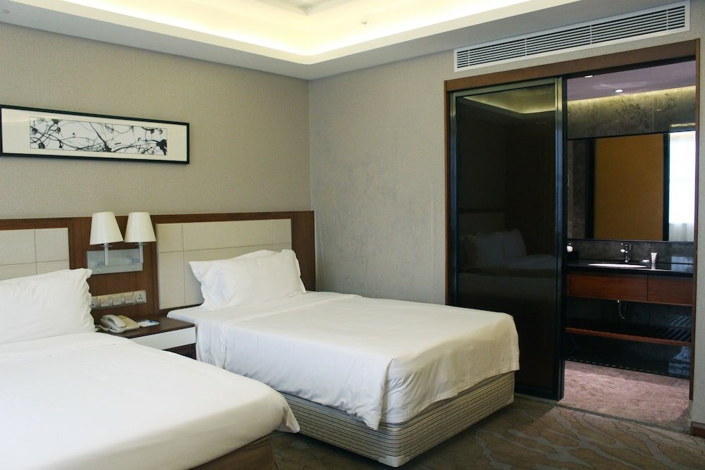 Фото Wanyue Grand Skylight Hotel Shenzhen