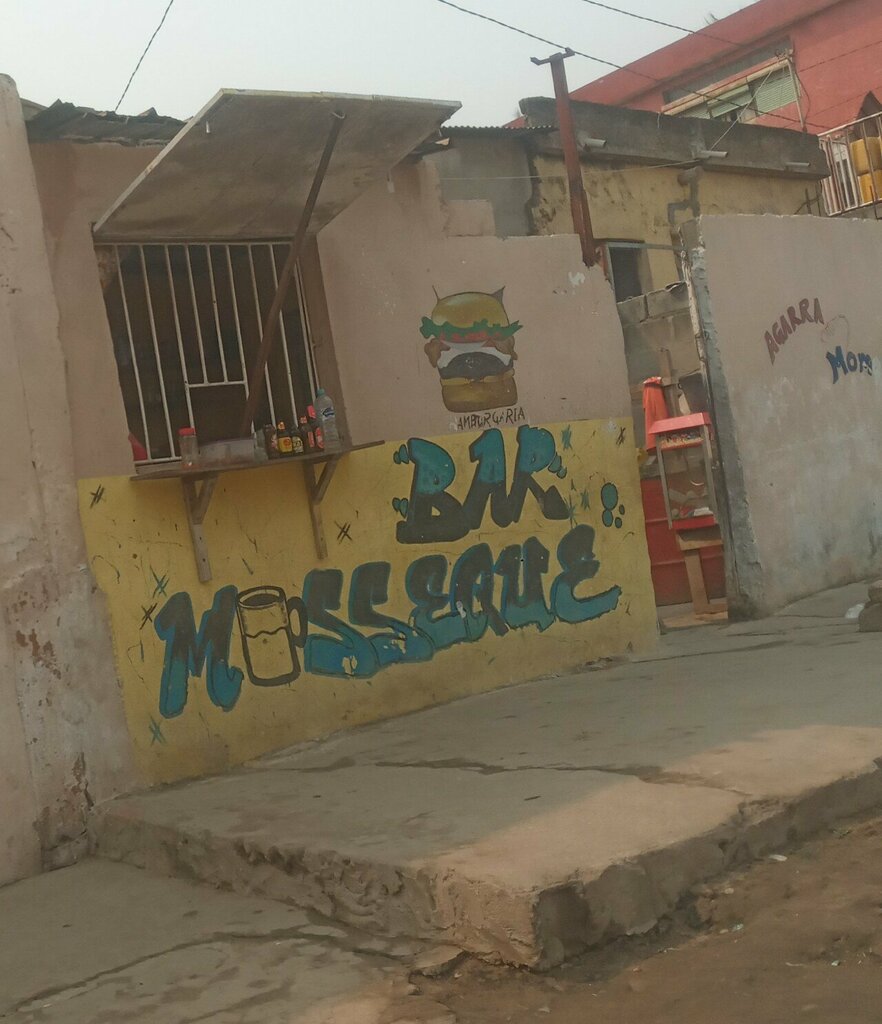 Bar, pub Bar Musseque, Loanda, photo