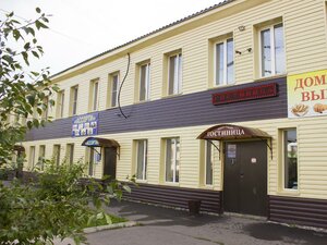 Kalachinskaya (Zavodskaya ulitsa, 5), hotel