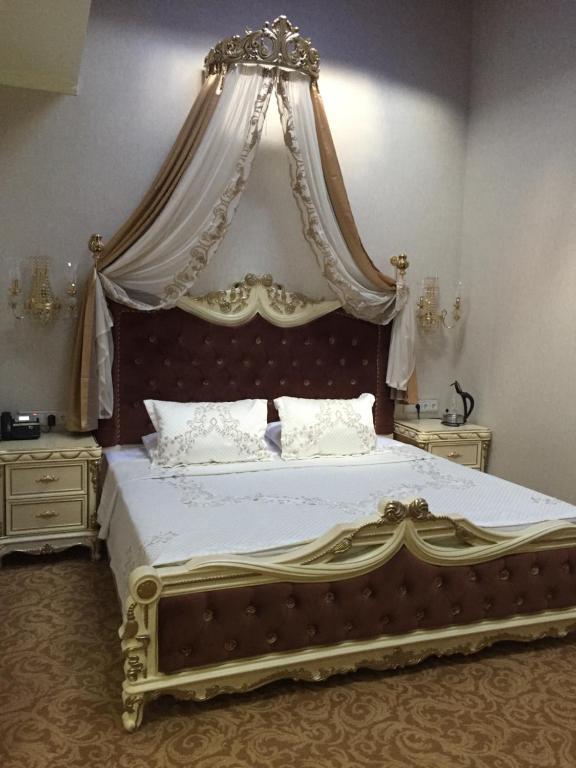 Фото Монарх