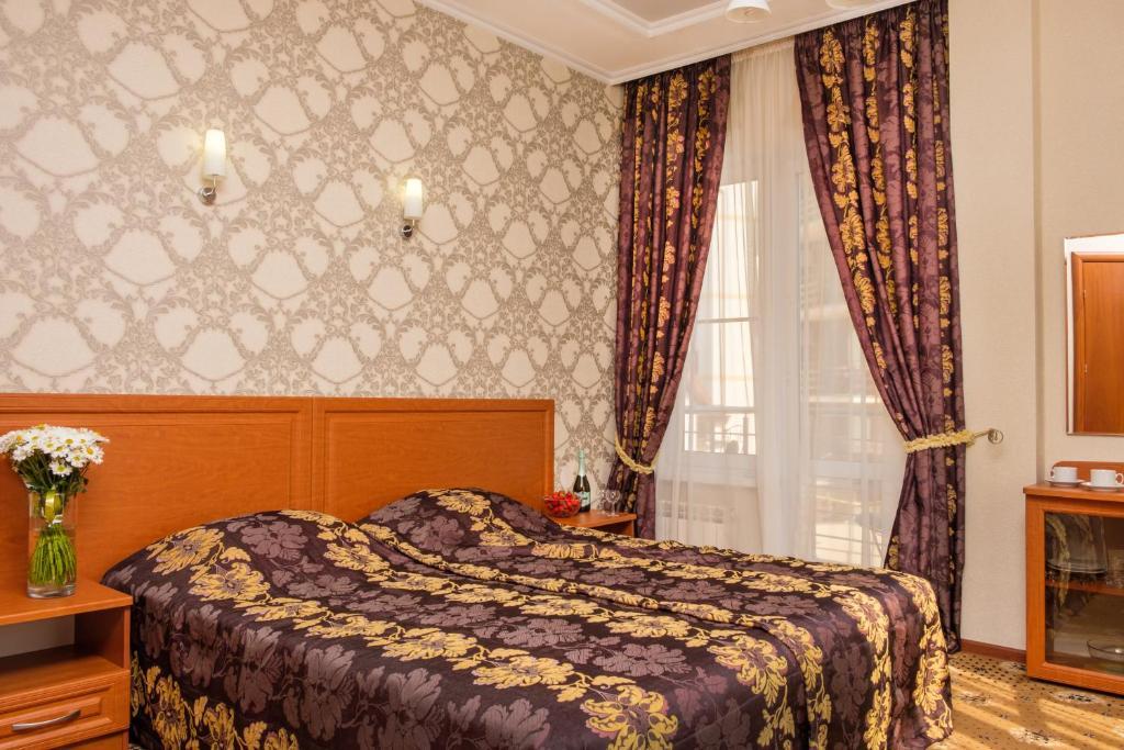 Фото Фрегат