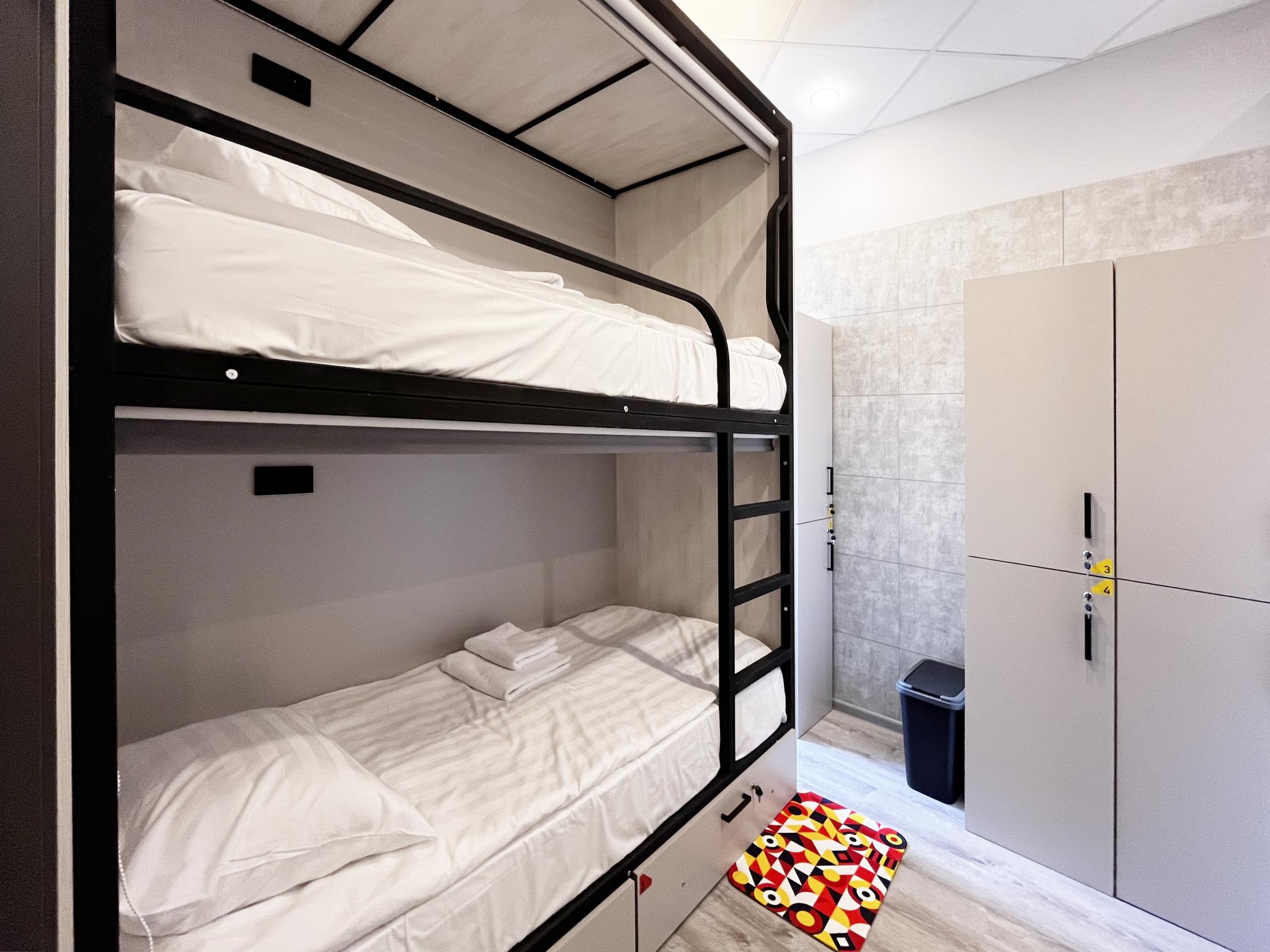 Фото В центре