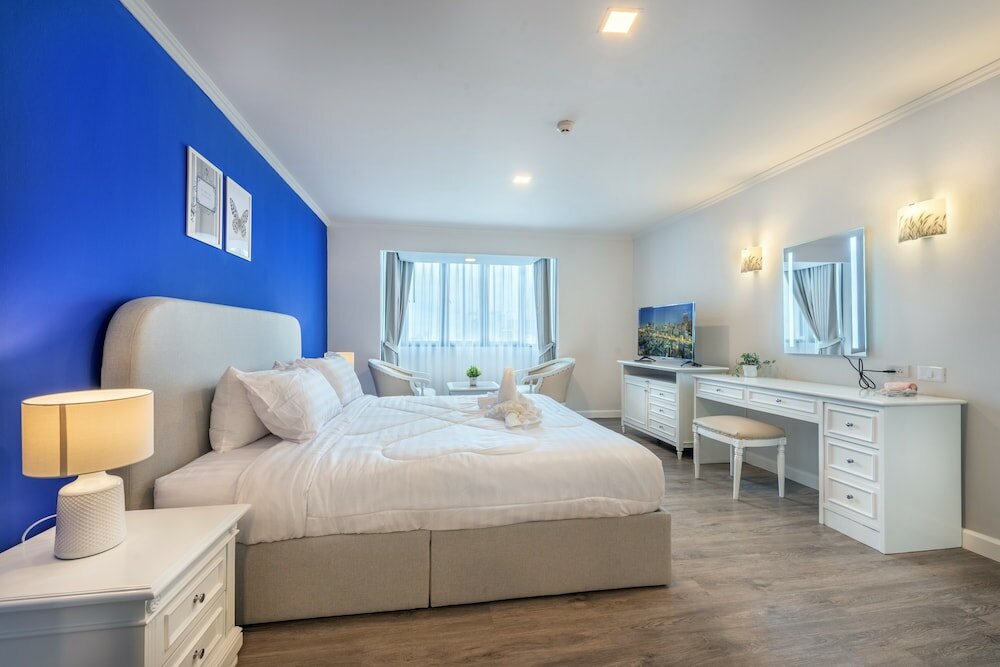 Фото Neom Town Residence