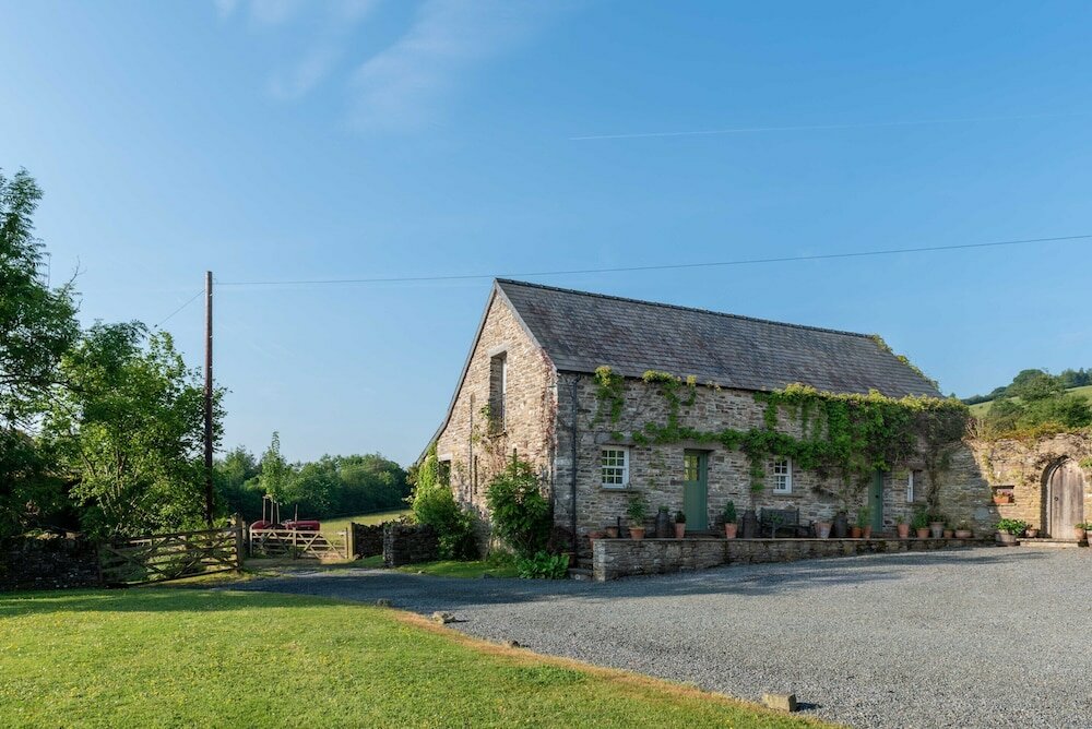 Фото Alltybrain Farm Cottages and B&b