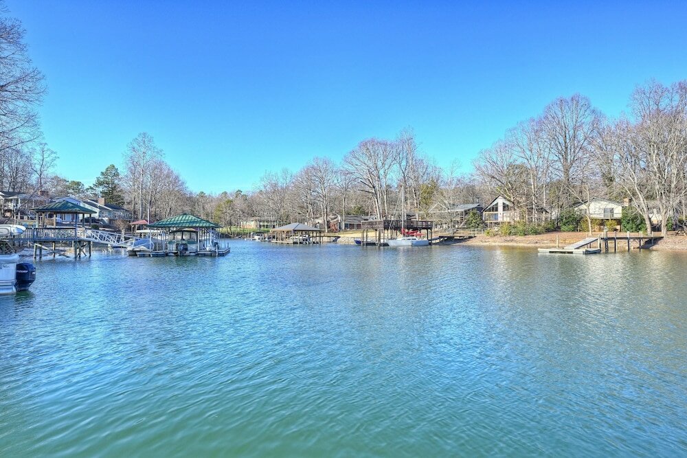 Фото Dock Days by Avantstay Swimming Platform, Dock