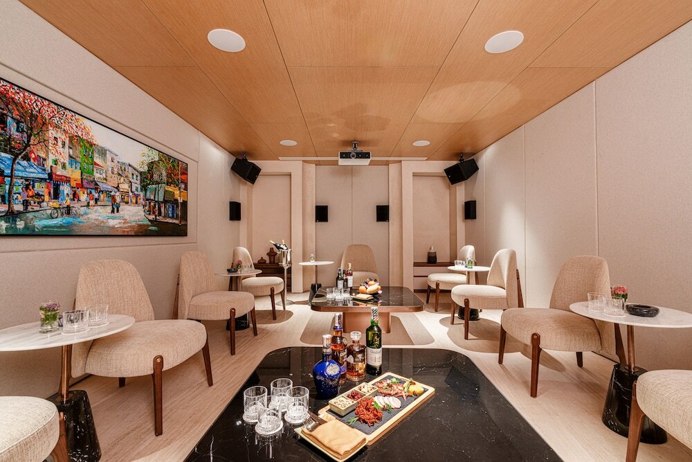 Фото The Five Boutique Apartment Lilas