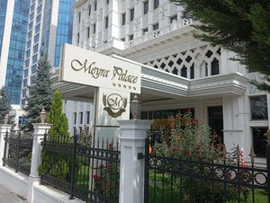 Гостиница Meyra Palace