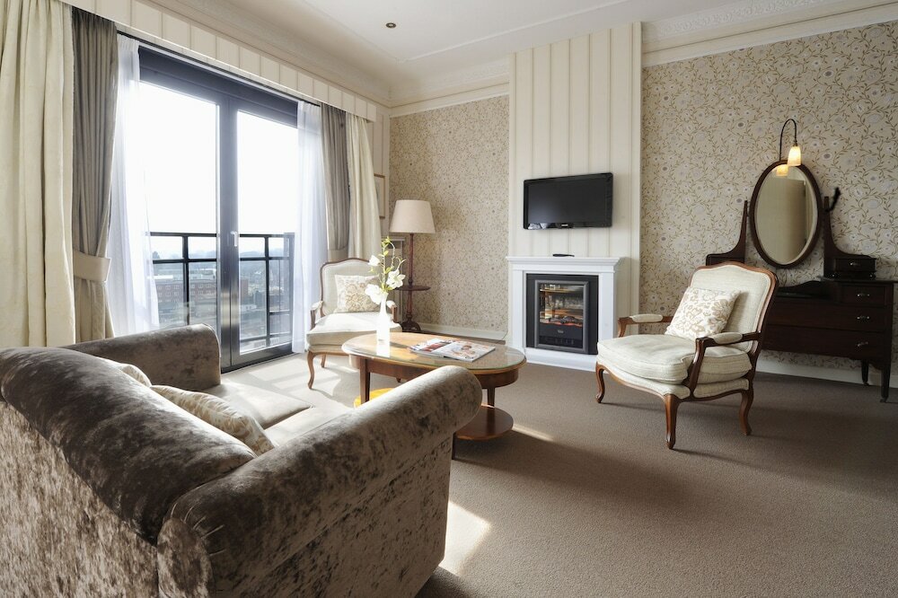 Фото Theaterhotel De Oranjerie