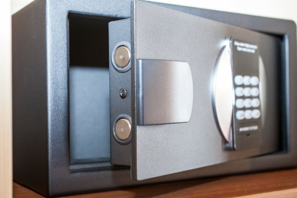 Фото Holiday Inn Express Toulouse Airport