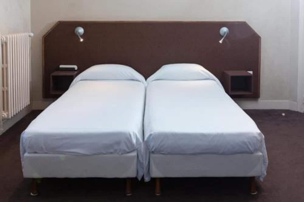 Фото Brit Hotel Terminus