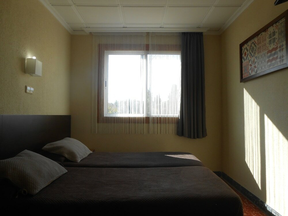 Фото Hostal El Callejon