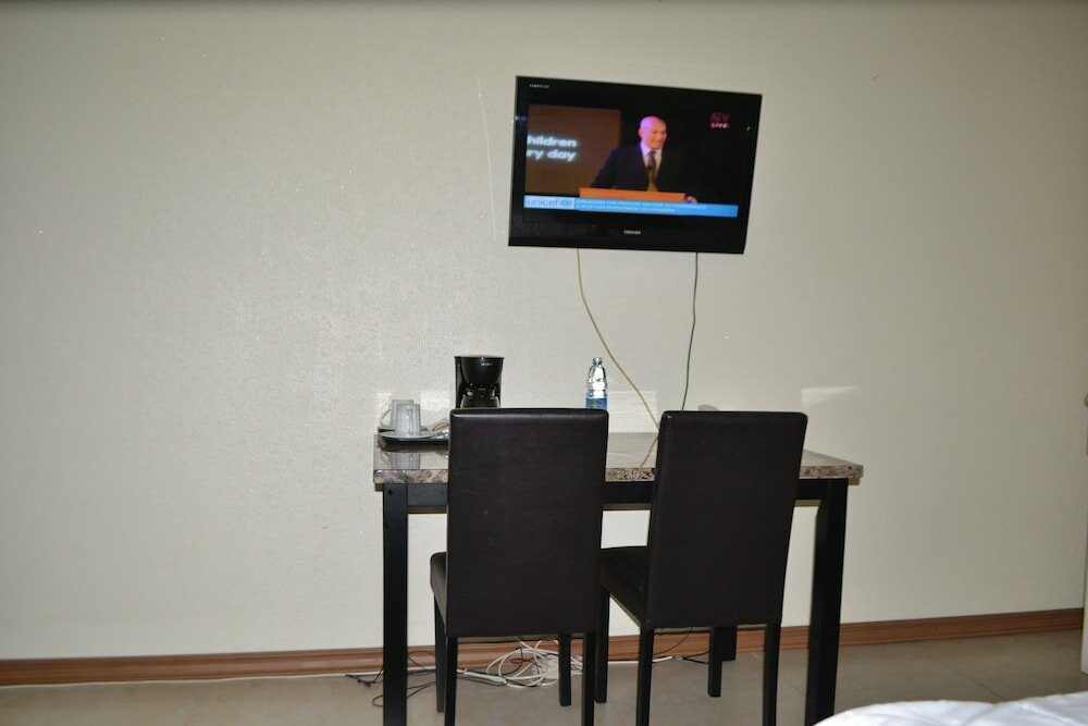 Фото Executive Airport Hotel