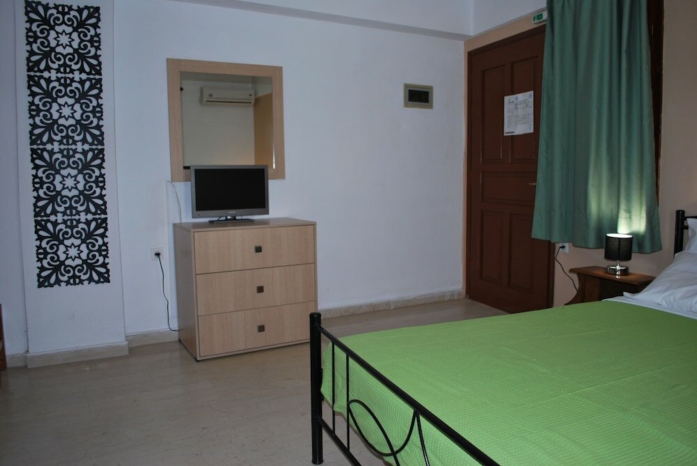 Фото Koula Apartments