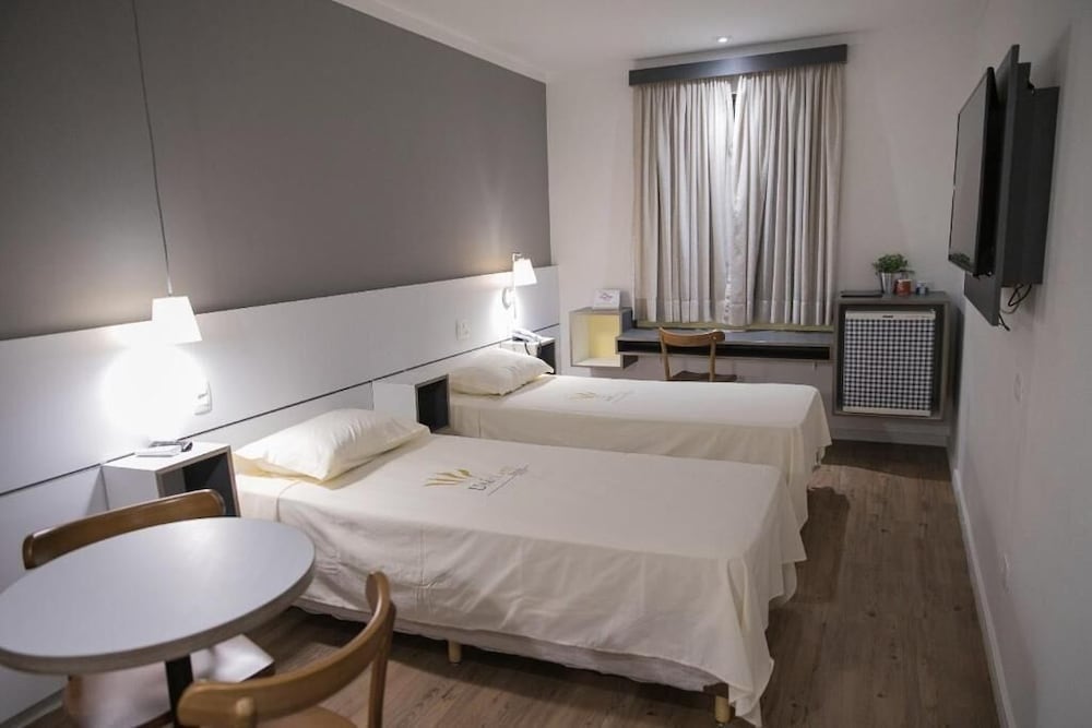 Фото Uniclass Hotel Pinheiros