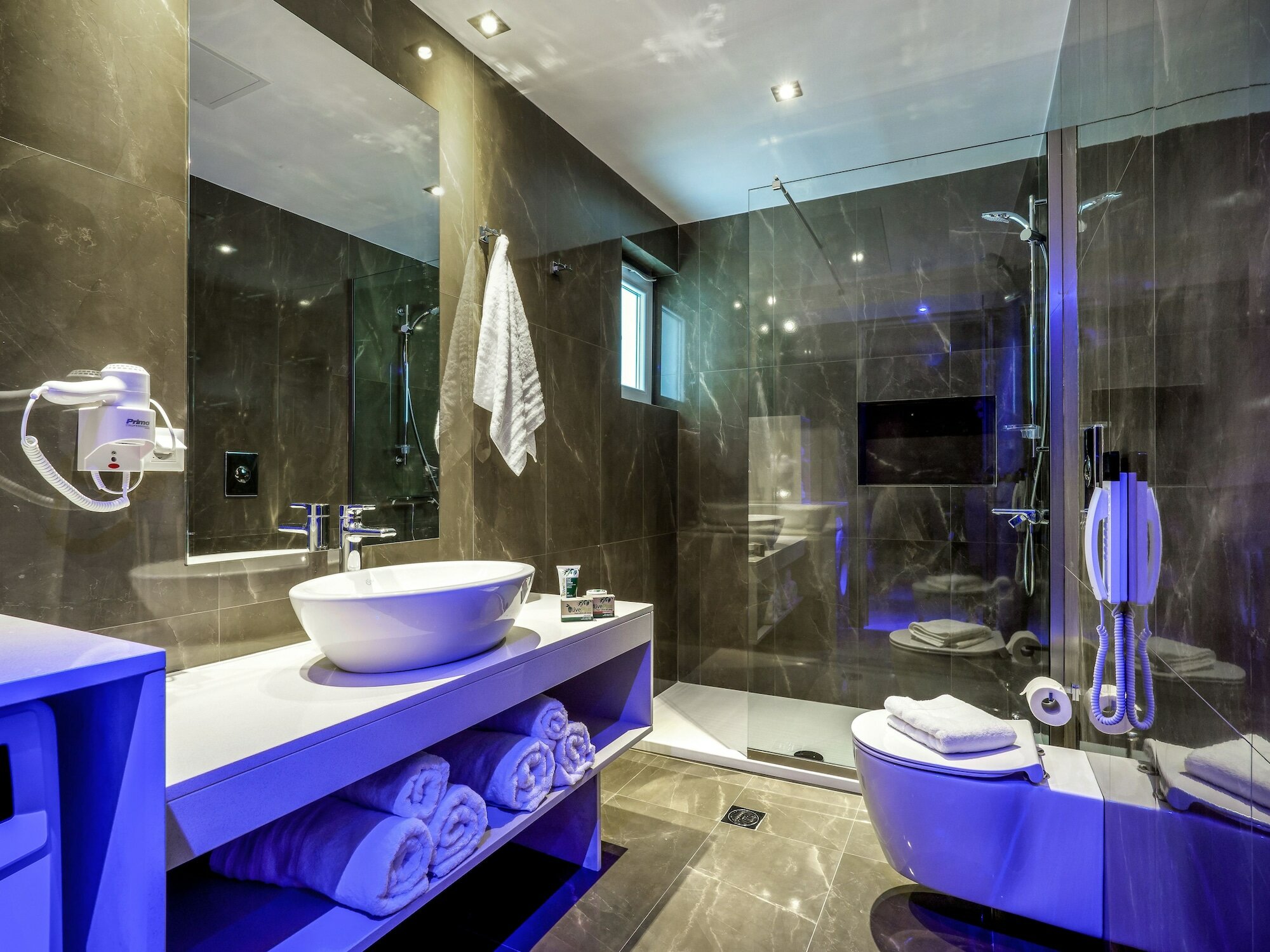 Фото Elysian Suites