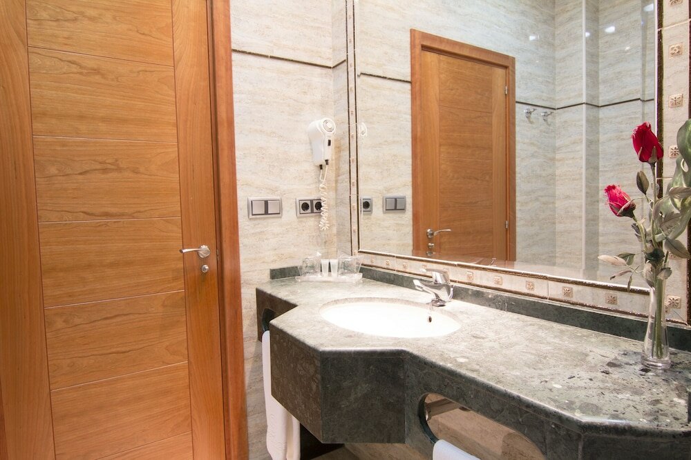 Фото Hotel Carmen