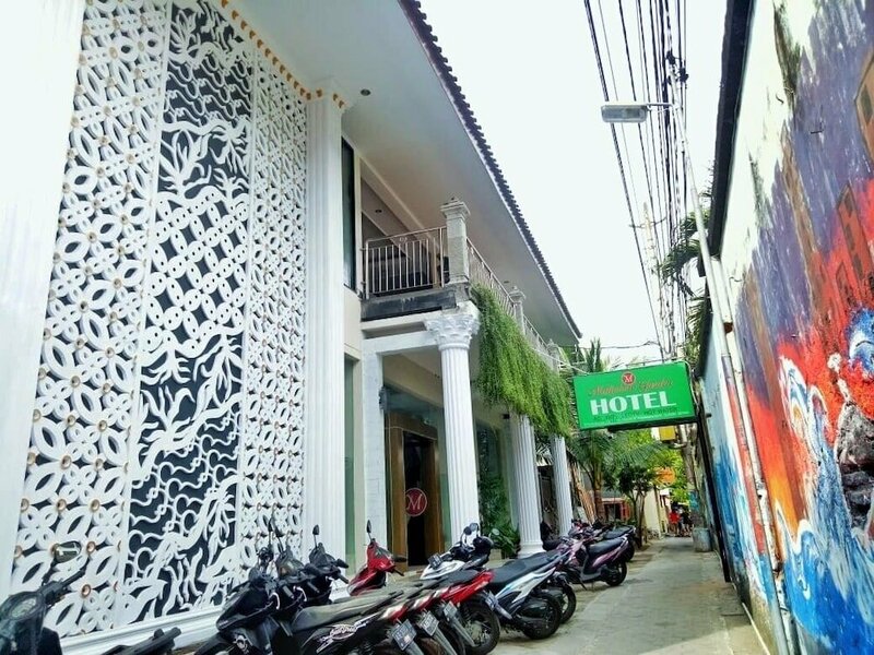 Гостиница Malioboro Garden Hotel