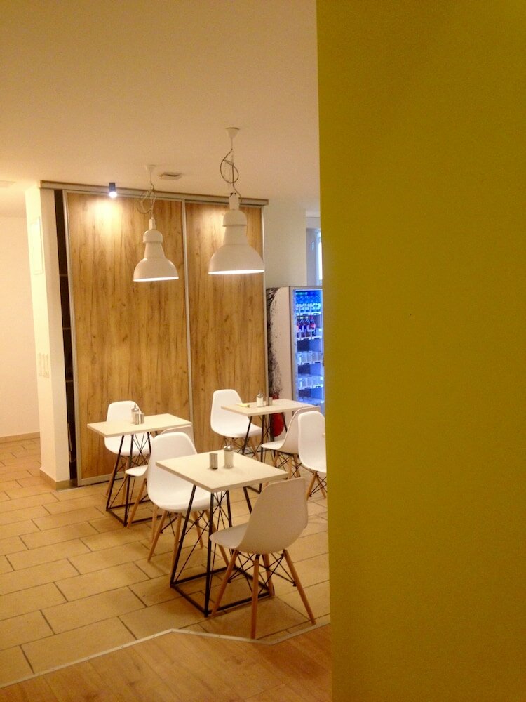 Фото Dan In'n Out