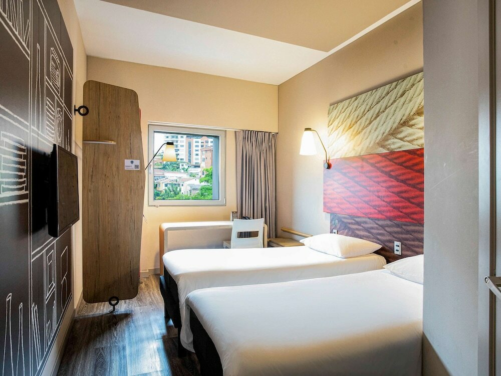 Фото Ibis Gent Centrum Opera