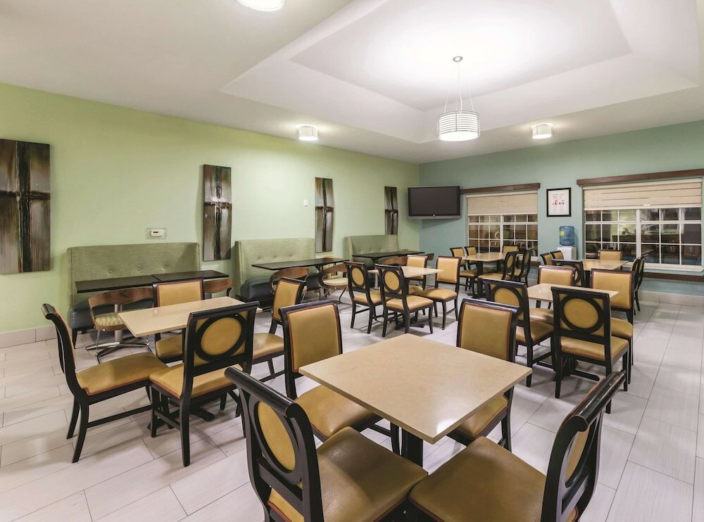 Фото La Quinta Inn & Suites by Wyndham Pharr Rgv Medical Center