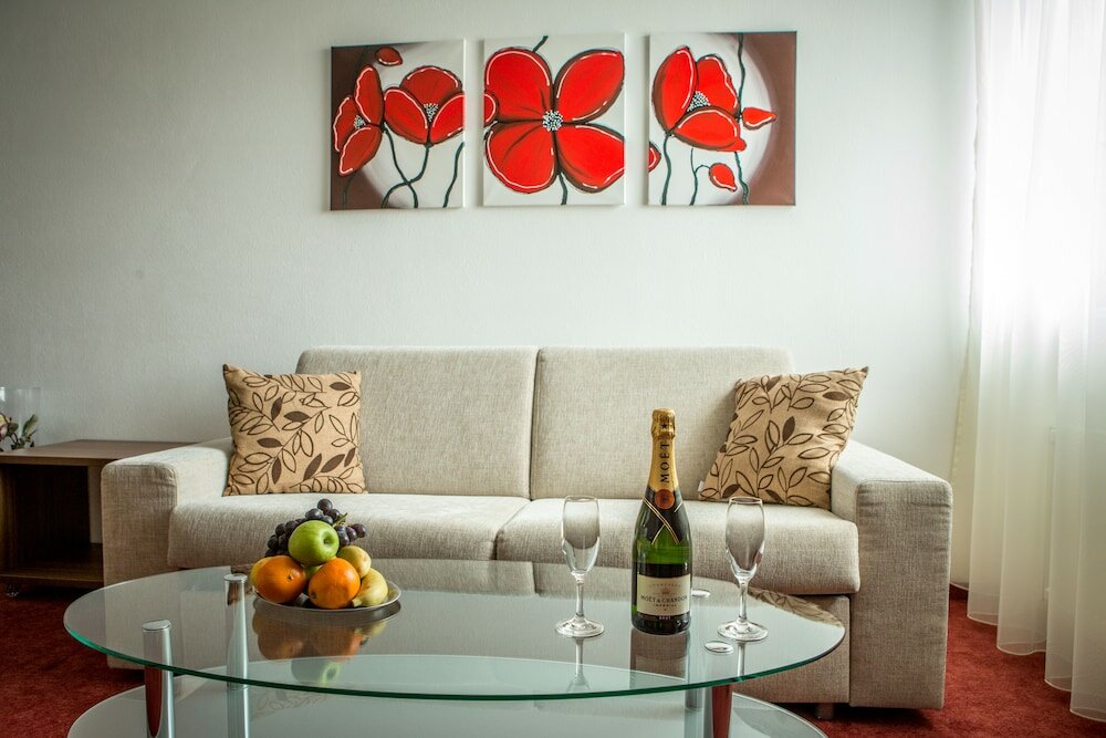 Фото Hotel Saffron