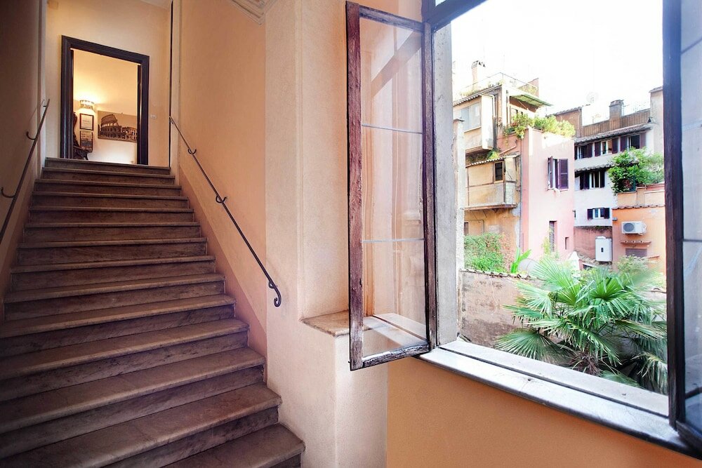 Фото Pantheon Inn