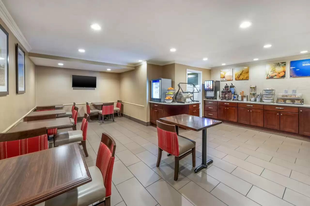 Фото Comfort Inn Santa Monica - West Los Angeles