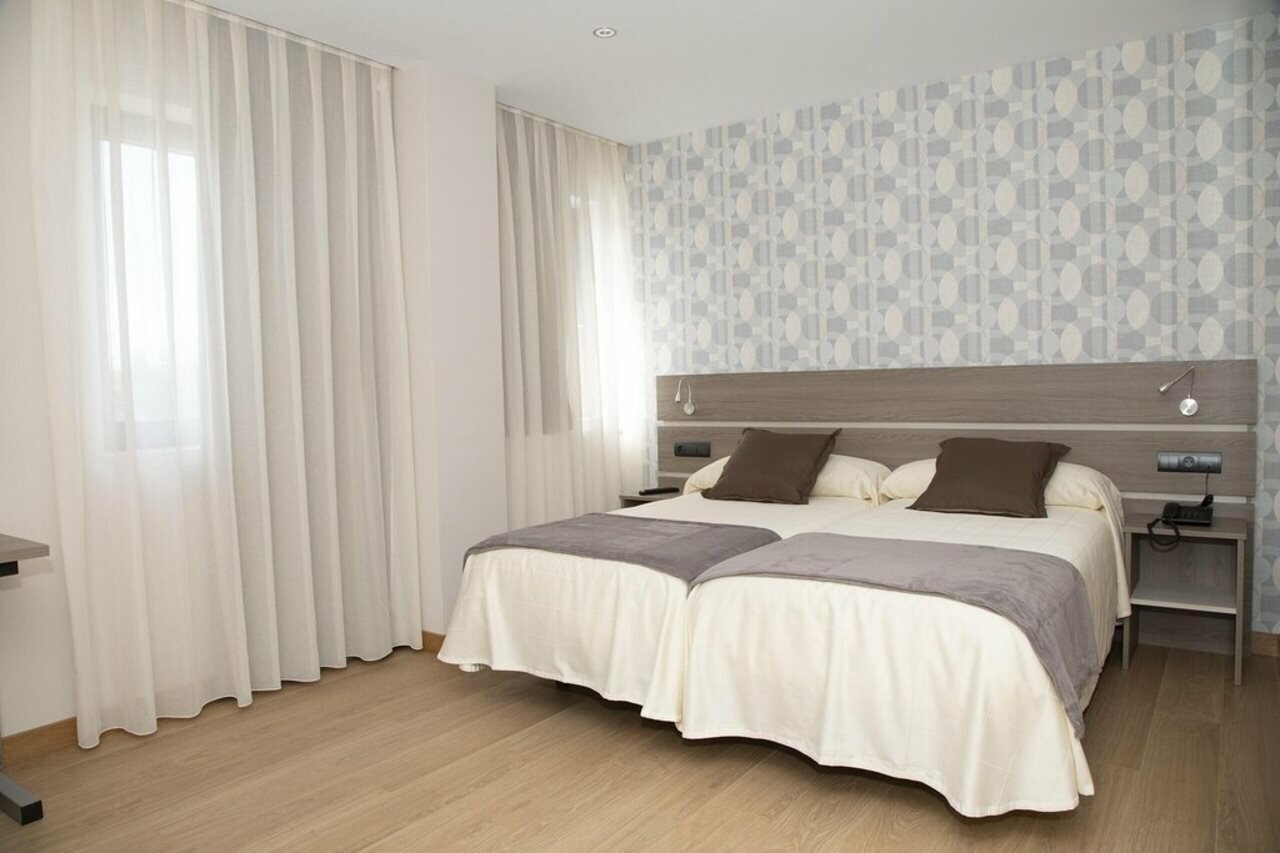 Фото Hotel Mercedes
