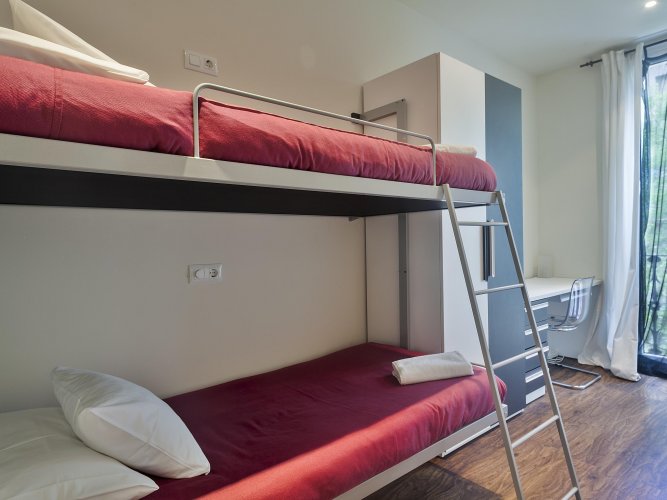 Фото Aspasios Urquinaona Design Hotel