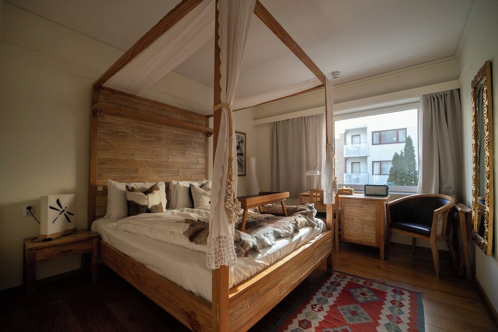 Фото отеля 2