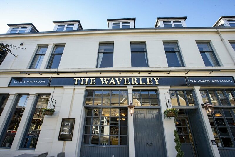 Гостиница The Waverley Hotel в Калландере
