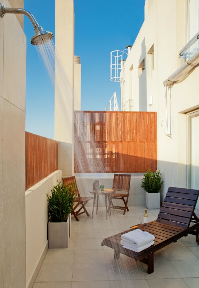 Фото Art Suites & Gallery