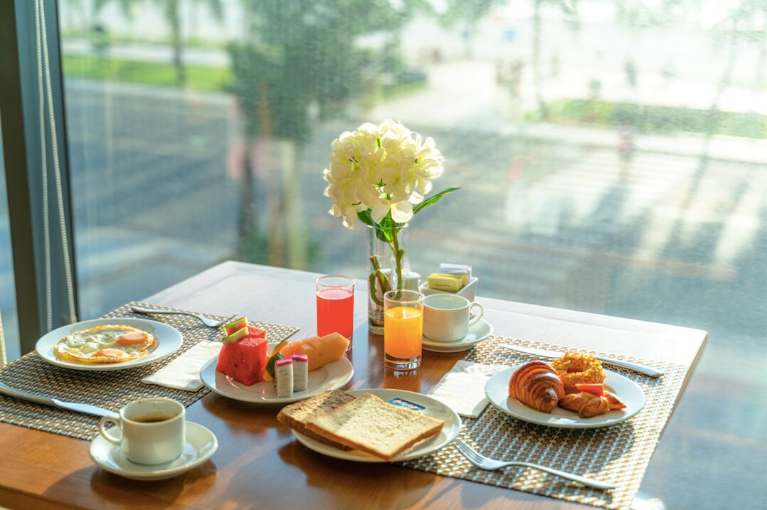 Фото Serene Beach Hotel Danang