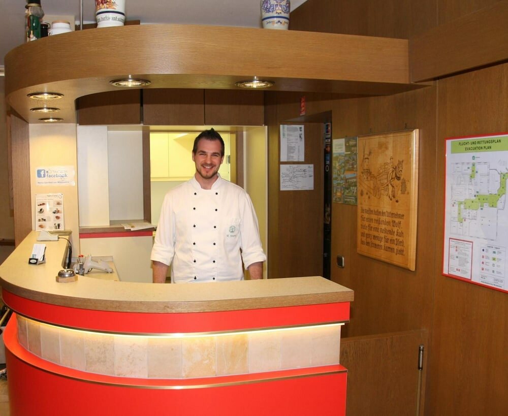 Фото Hotel Gasthof zur Windmühle