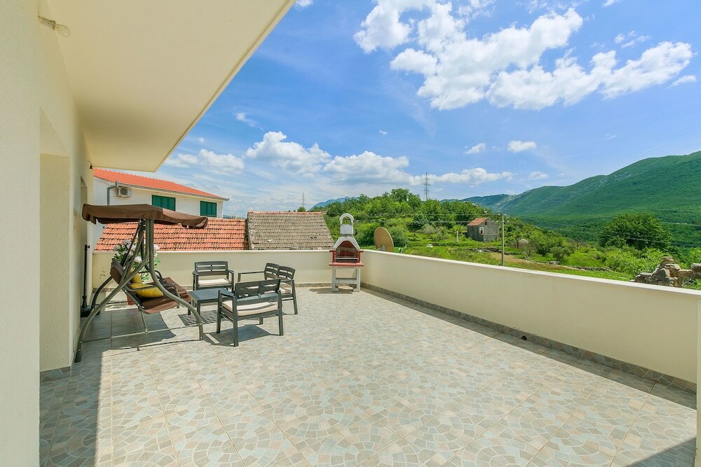 Фото House Cattleya