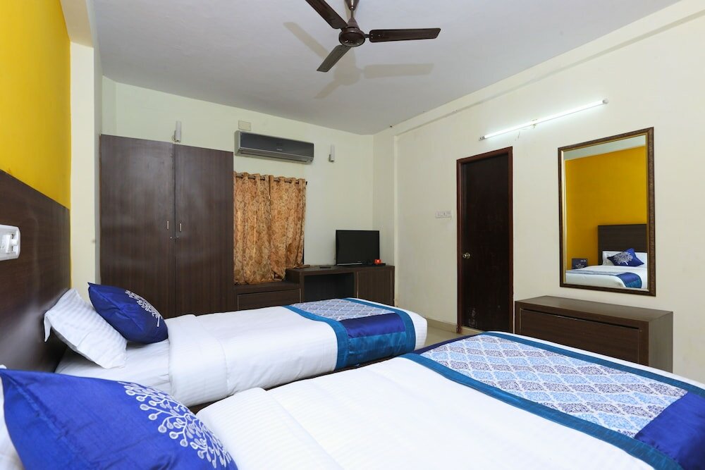 Фото Oyo 10356 Hotel Nachiappa Adyar Inn