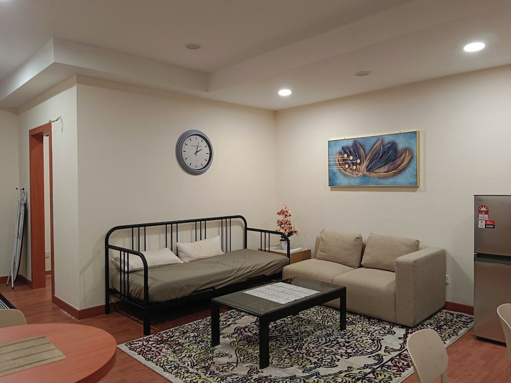 Фото Maytower Apartment