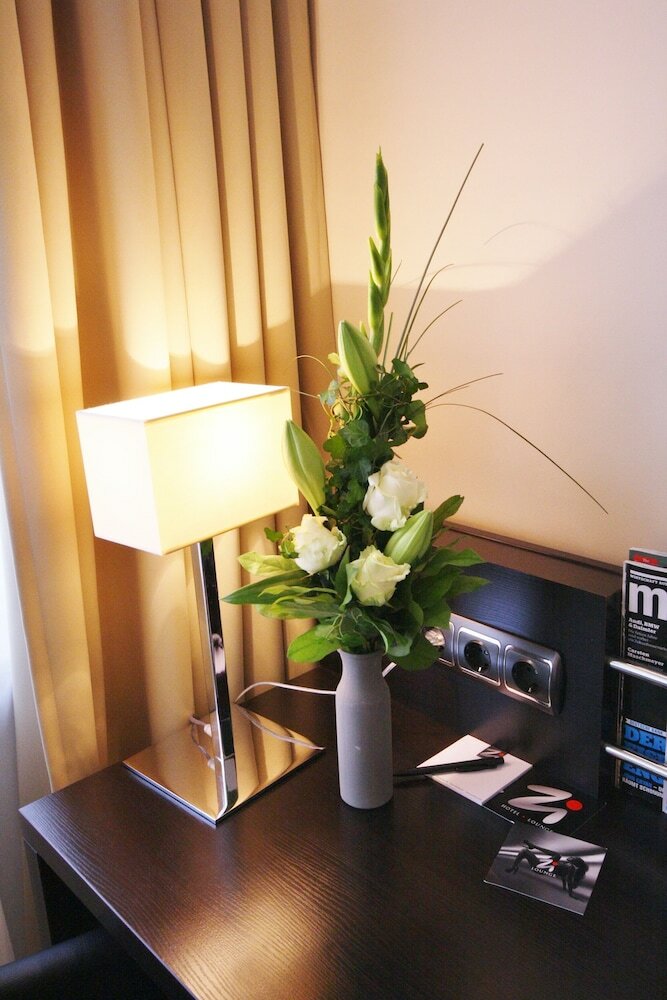 Фото Zi Hotel & Lounge